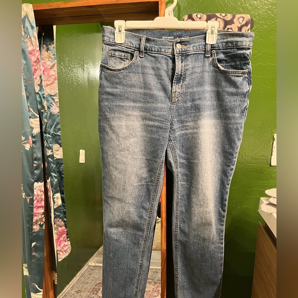 Old Navy boyfriend jeans size 6